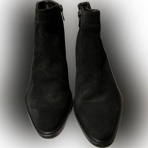 Via Spiga Women’s new ankle suede boots